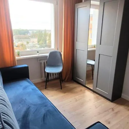 Apartament 8 Pietro Apartment