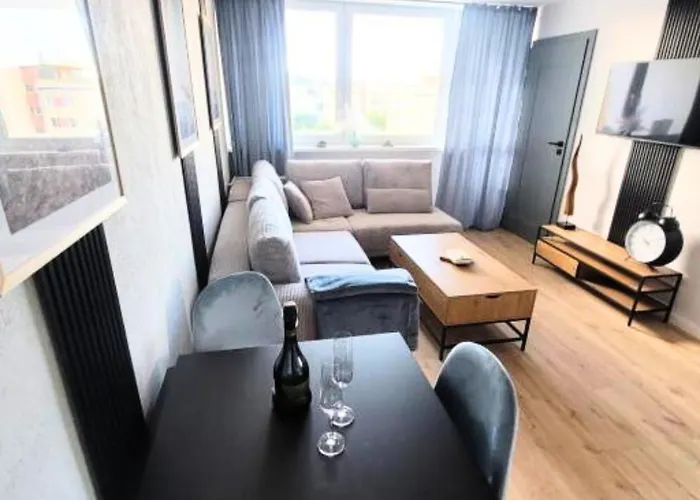Apartament 8 Pietro דירה *