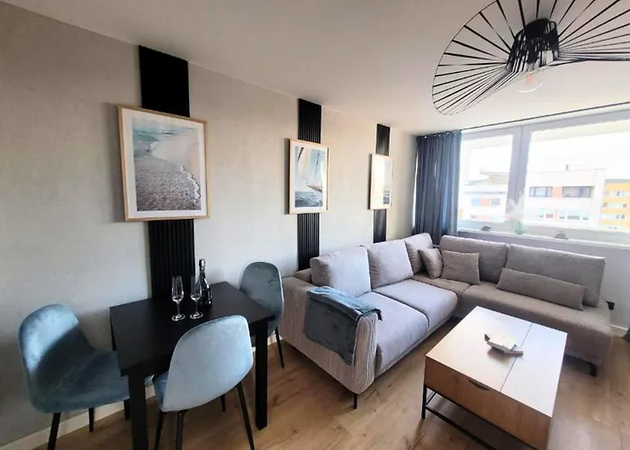 Apartament 8 Pietro דירה גדינייה